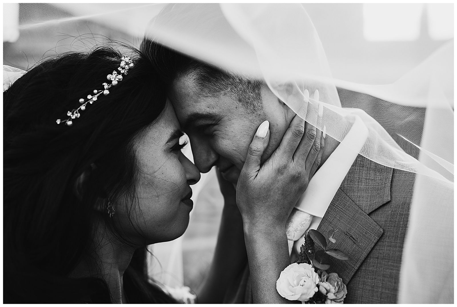 black and white photo bride and groom 