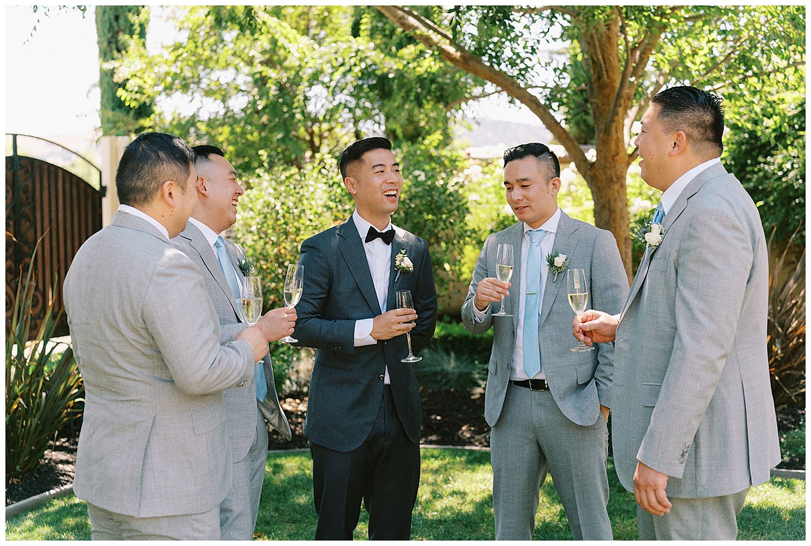 groomsmen 