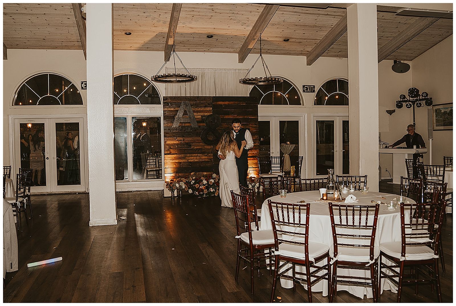 Elliston Vineyards CA wedding in the fall